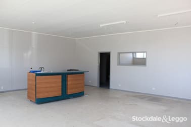 37 Holmes Road Morwell VIC 3840 - Image 2