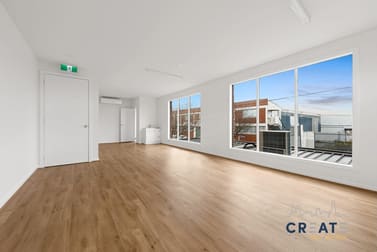 Click to view all images 2/77 Hampshire Road Sunshine VIC 3020 - Image 3