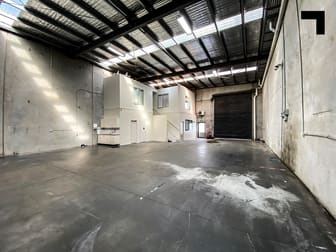 1/14 Pearl Street Brooklyn VIC 3012 - Image 2
