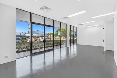 2/390 Oxley Drive Runaway Bay QLD 4216 - Image 3