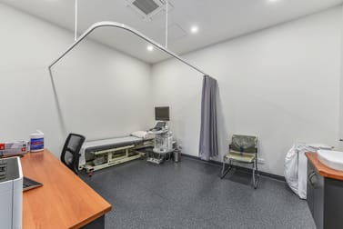 TREATMENT ROOM/18-20 STURT STREET Mount Gambier SA 5290 - Image 2