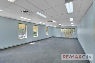 Suite 4/162 Petrie Terrace Petrie Terrace QLD 4000 - Image 3