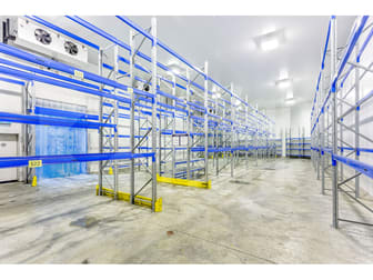 COLD STORAGE/66-70 Clifton St Berserker QLD 4701 - Image 3