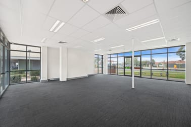 8/8 Welshpool Road East Victoria Park WA 6101 - Image 2