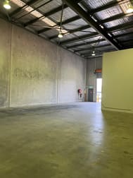 3/2 Endeavour Road Caringbah NSW 2229 - Image 3