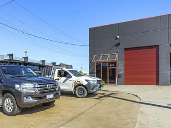 3/22 Bennetts Road Mornington VIC 3931 - Image 2