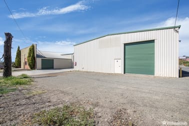 2/59 Bundarra Road Armidale NSW 2350 - Image 2