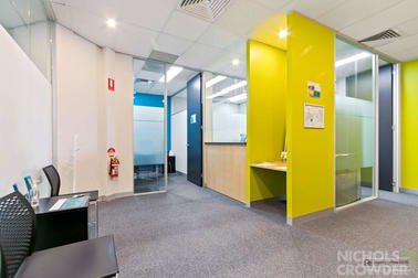 3/108-120 Young Street Frankston VIC 3199 - Image 2