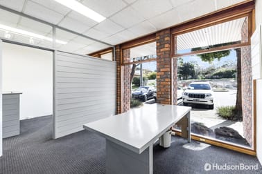 18 Pinnacle Crescent Bulleen VIC 3105 - Image 2