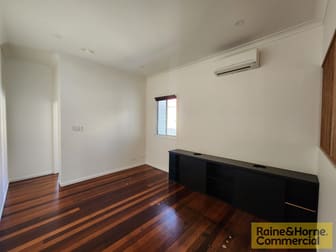 2/28 Ridge Street Northgate QLD 4013 - Image 3