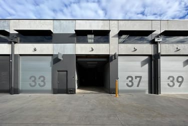 35 Rosie Place Altona VIC 3018 - Image 2