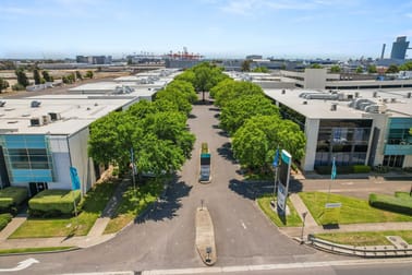 4 & 11 Gateway Court Port Melbourne VIC 3207 - Image 1