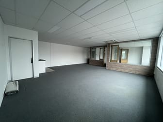 30/463A Somerville Road Brooklyn VIC 3012 - Image 2