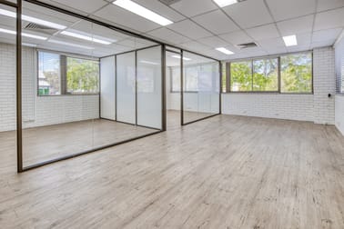 2/6 Qualtrough Street Woolloongabba QLD 4102 - Image 1