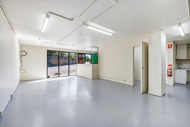 2A/3-9 Kenneth Road Manly Vale NSW 2093 - Image 2
