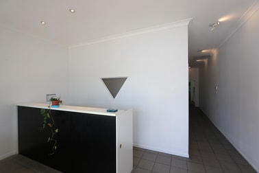 6/109 West Burleigh Road Burleigh Heads QLD 4220 - Image 2