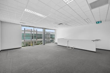 29/3 Westside Ave Port Melbourne VIC 3207 - Image 3