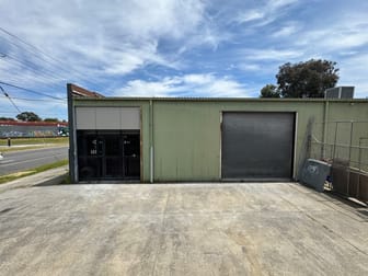 1/1 Barry Street Bayswater VIC 3153 - Image 1