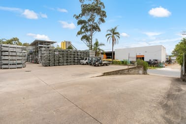 32 Greg Chappell Drive Burleigh Heads QLD 4220 - Image 2