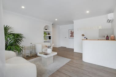2/6 Tedder Avenue Main Beach QLD 4217 - Image 1