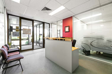 Ground Floor/268 Keilor Road Essendon North VIC 3041 - Image 2