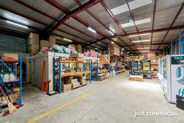 14 Ardena Court Bentleigh East VIC 3165 - Image 3