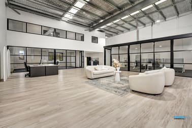 10 & 11/12 Township Drive Burleigh Heads QLD 4220 - Image 2