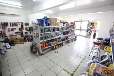 1/347-349 Taylor Street Wilsonton QLD 4350 - Image 3