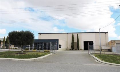 19 Irvine Drive Malaga WA 6090 - Image 1