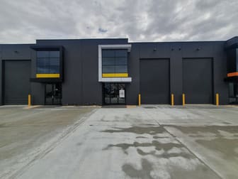 32 Axis Crescent Dandenong South VIC 3175 - Image 2