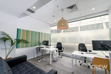 Suite 22/75 Surf Parade Broadbeach QLD 4218 - Image 3
