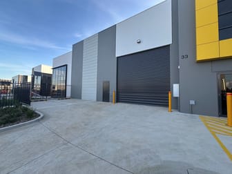 33 Robbins Circuit Williamstown VIC 3016 - Image 2