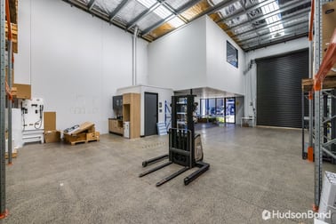 27 Ebony Close Springvale VIC 3171 - Image 3