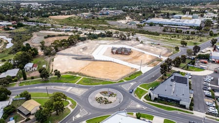 2/93 Strickland Rd East Bendigo VIC 3550 - Image 3