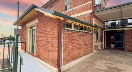 2/39 Currajong Street Parkes NSW 2870 - Image 1