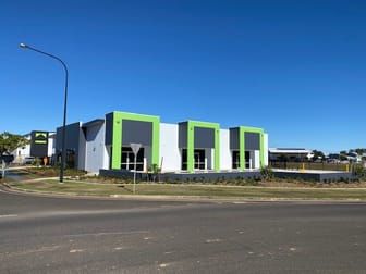 83 Johanna Bvd Kensington QLD 4670 - Image 1