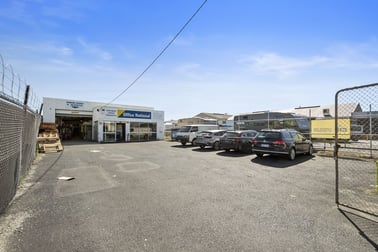 10 Tooyal Street Frankston VIC 3199 - Image 2