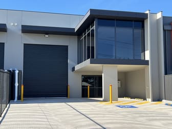 4 Carrington Drive Albion VIC 3020 - Image 2