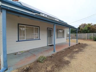 37 MacLeod Bairnsdale VIC 3875 - Image 1