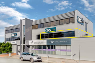 19 Creek Street Redcliffe QLD 4020 - Image 2