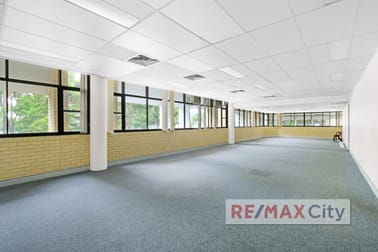 53 Prospect Road Gaythorne QLD 4051 - Image 2