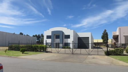 13 Tacoma Circuit Canning Vale WA 6155 - Image 2