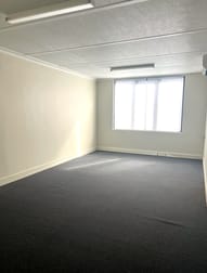 Level 1, 6/113 Scarborough Street Southport QLD 4215 - Image 2