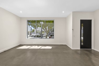32 Watts Drive Varsity Lakes QLD 4227 - Image 2