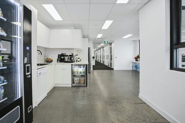 Click to view all images Level 4, 2/29 Kiora Road Miranda NSW 2228 - Image 2