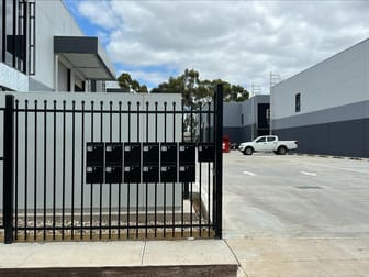 13/10 Graham St Melton VIC 3337 - Image 3