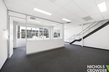 125/9 Hall Street Port Melbourne VIC 3207 - Image 1