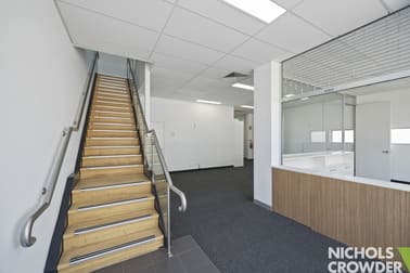 125/9 Hall Street Port Melbourne VIC 3207 - Image 3