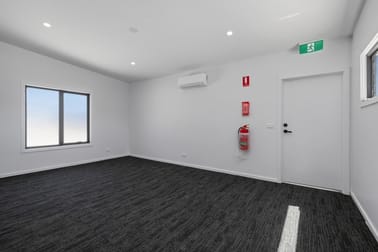 2/25 Stockwell Road Jindera NSW 2642 - Image 2