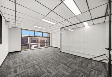 21 EBONY CLOSE Springvale VIC 3171 - Image 1